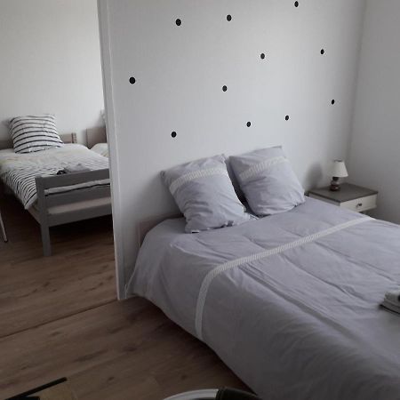 Le Corto Hotell Savigny-Lévescault Eksteriør bilde